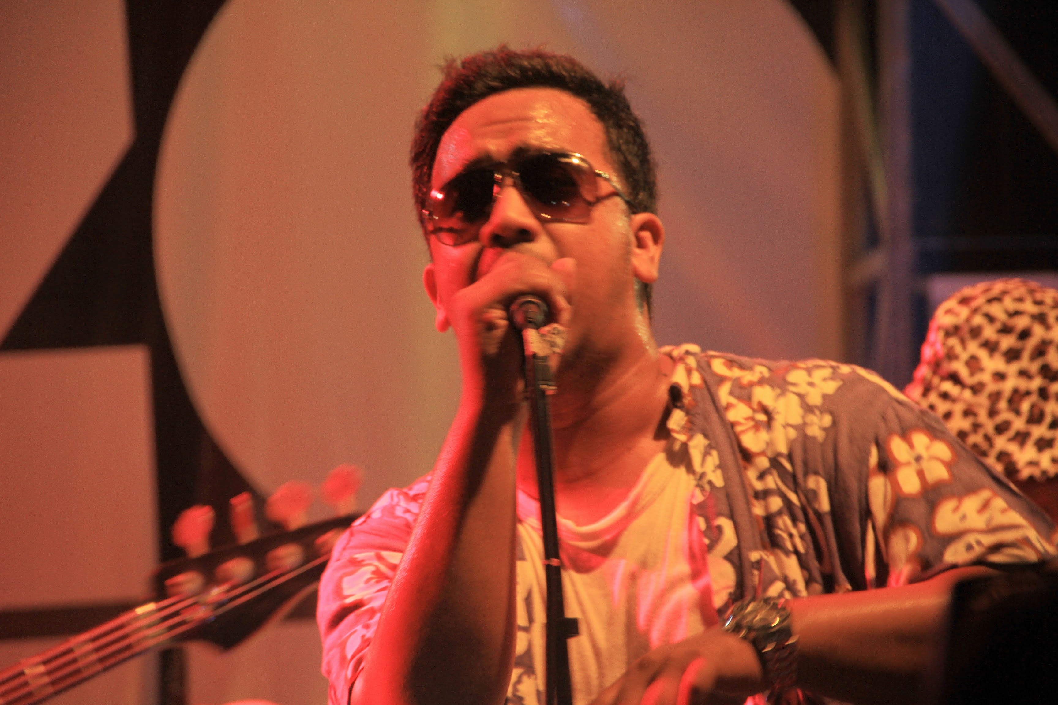 Bro — Biduan Utama / Rocker Gendut