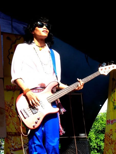Bayu Ncust — Bassist OG / Retro Glam